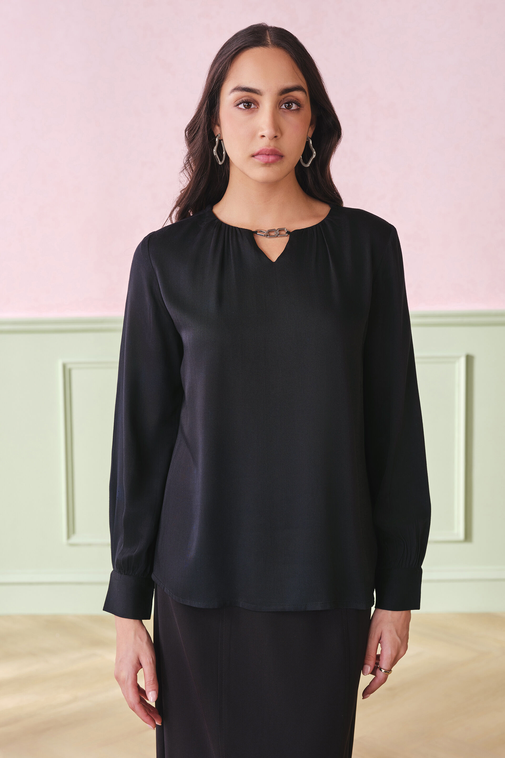 Raven Essential Top, Black, image 3